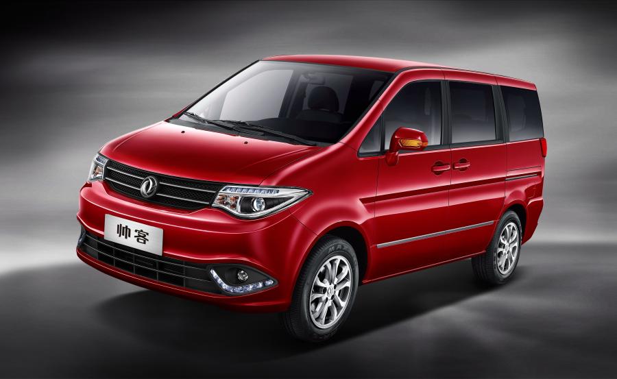  DongFeng Succe 2015 года  (фото 13 из 19)